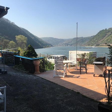 Loreleybrunnen Appartement Sankt Goarshausen Buitenkant foto
