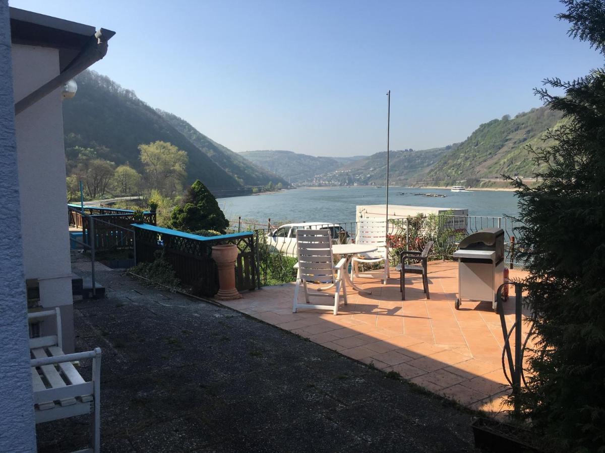 Loreleybrunnen Appartement Sankt Goarshausen Buitenkant foto