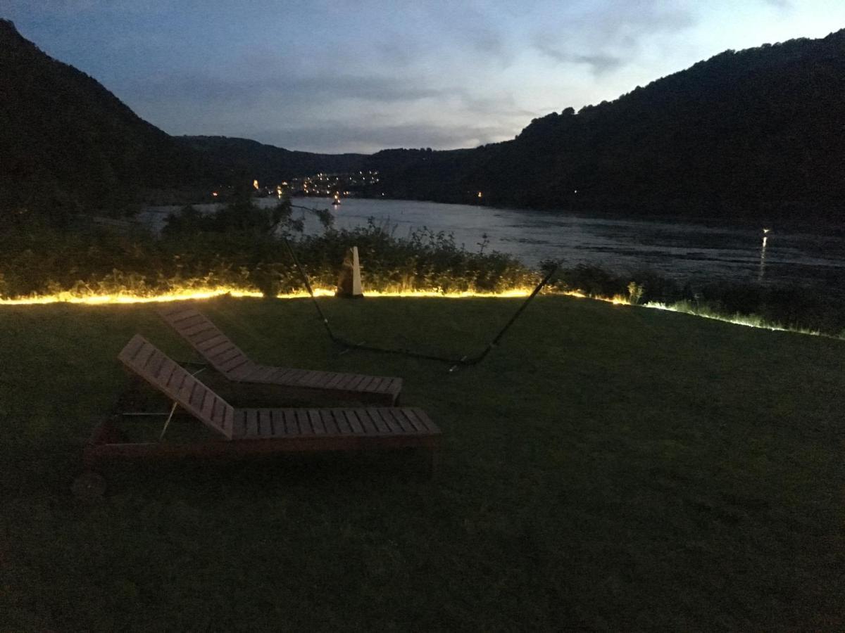 Loreleybrunnen Appartement Sankt Goarshausen Buitenkant foto